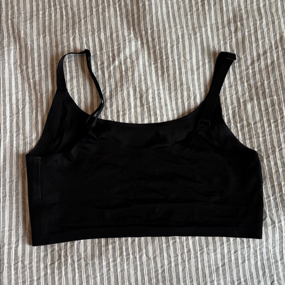 Third Love Adjustable Strap Wireless Bra, Black, … - image 2